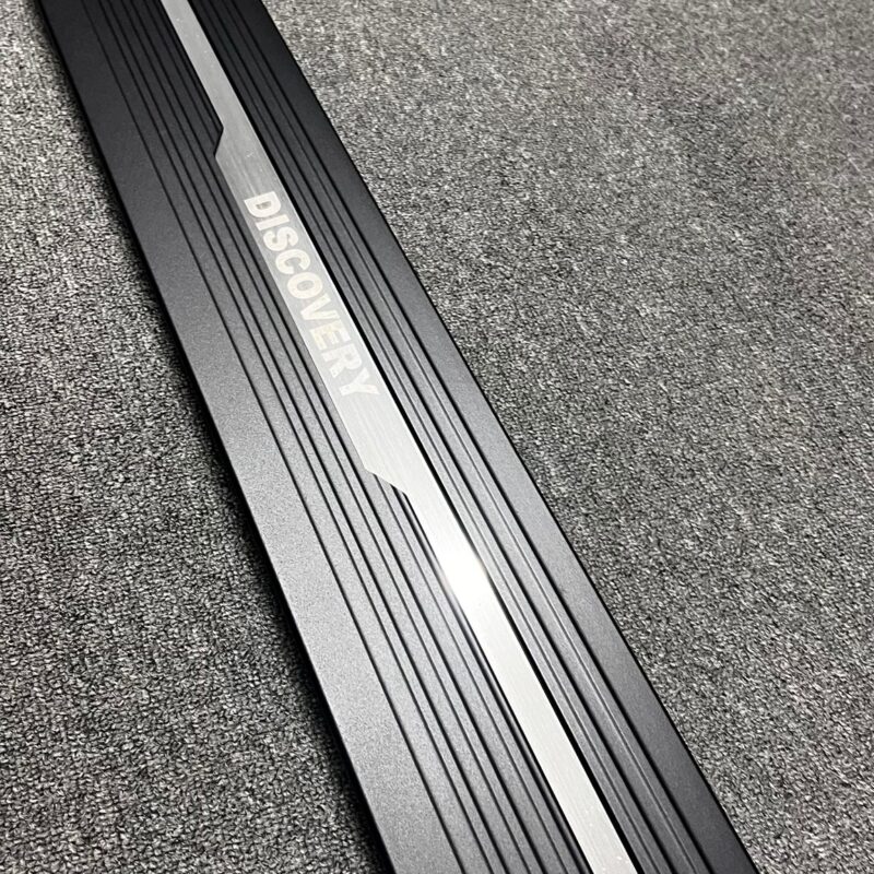 LAND ROVER DISCOVERY 5 ELEKTİRİKLİ BASAMAK